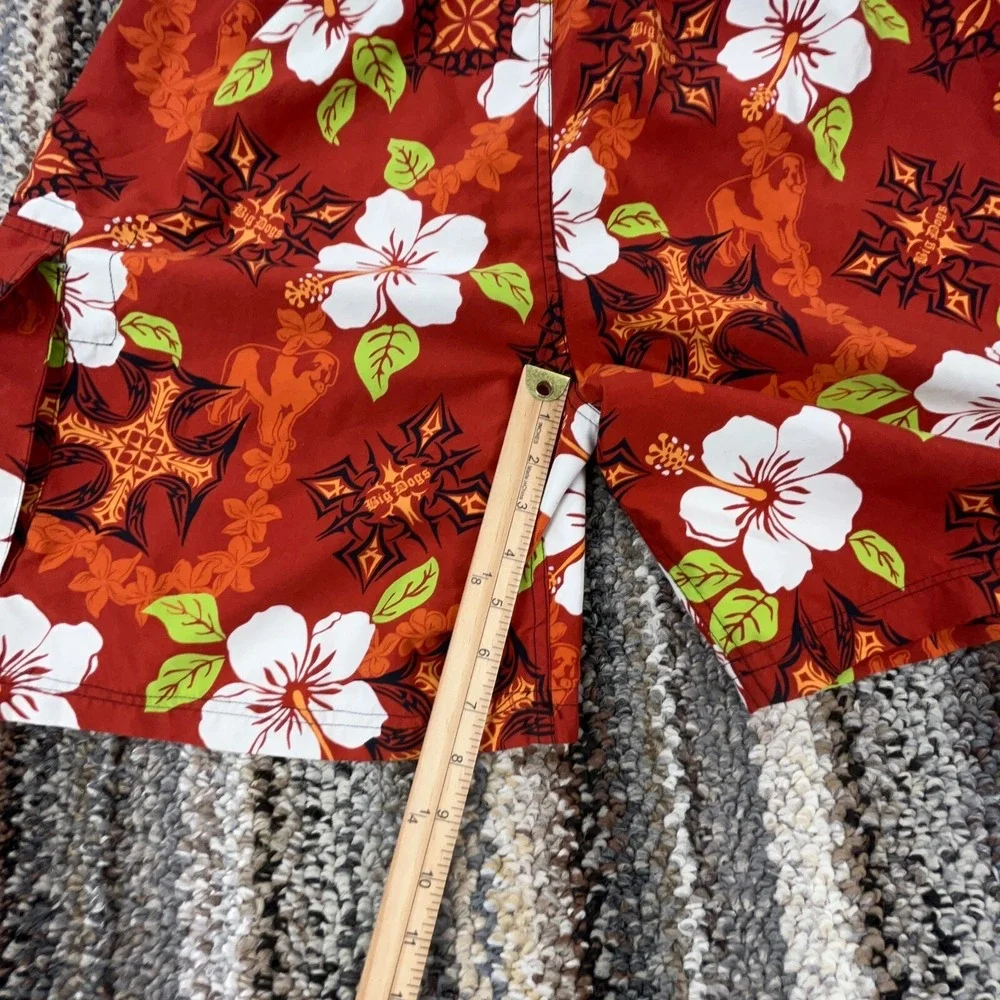 Big Dogs Swim Trunks Men Medium Red Floral Bored Shorts Surfing Hawaiian Beach‎